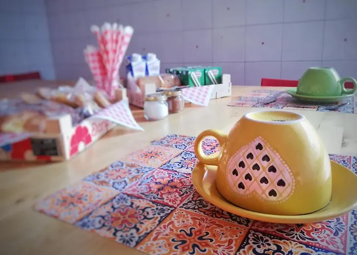 Oda ve Kahvaltı La Tana Tra I Tetti Cenova
